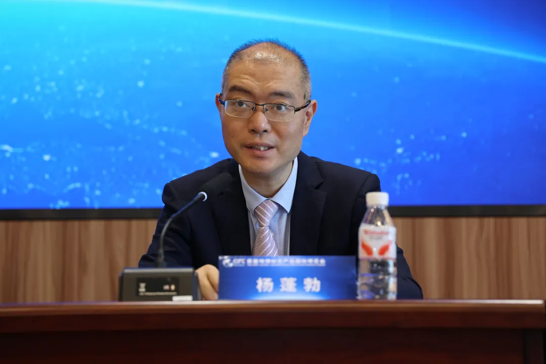 1754977259472469044.jpg 6400812-8.jpg