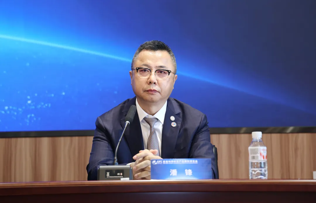 1754977290663615117.jpg 6400812-10.jpg